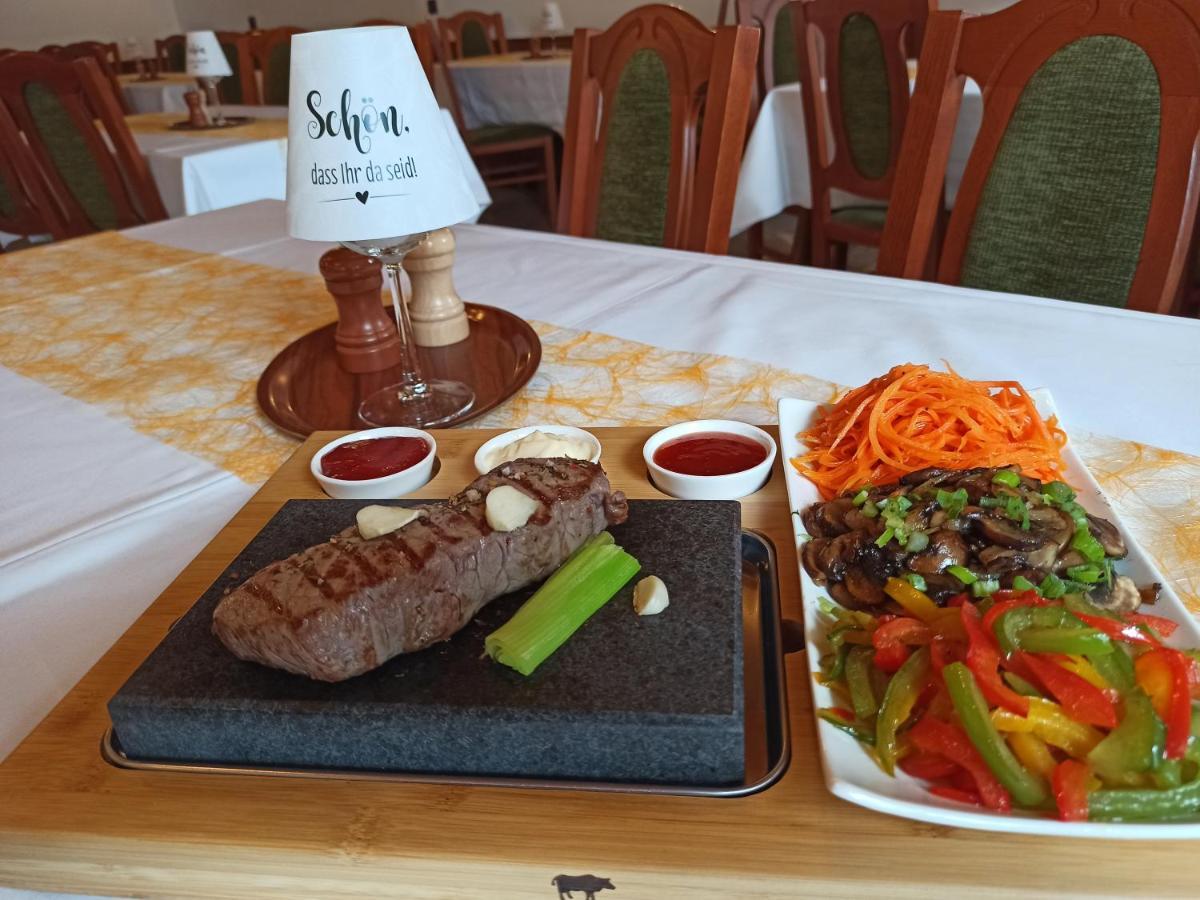 Schwarzes Ross Hotel & Restaurant Обервиезентал Екстериор снимка