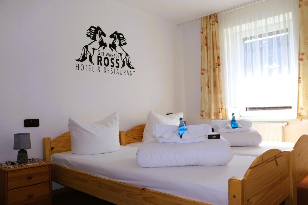 Schwarzes Ross Hotel & Restaurant Обервиезентал Екстериор снимка