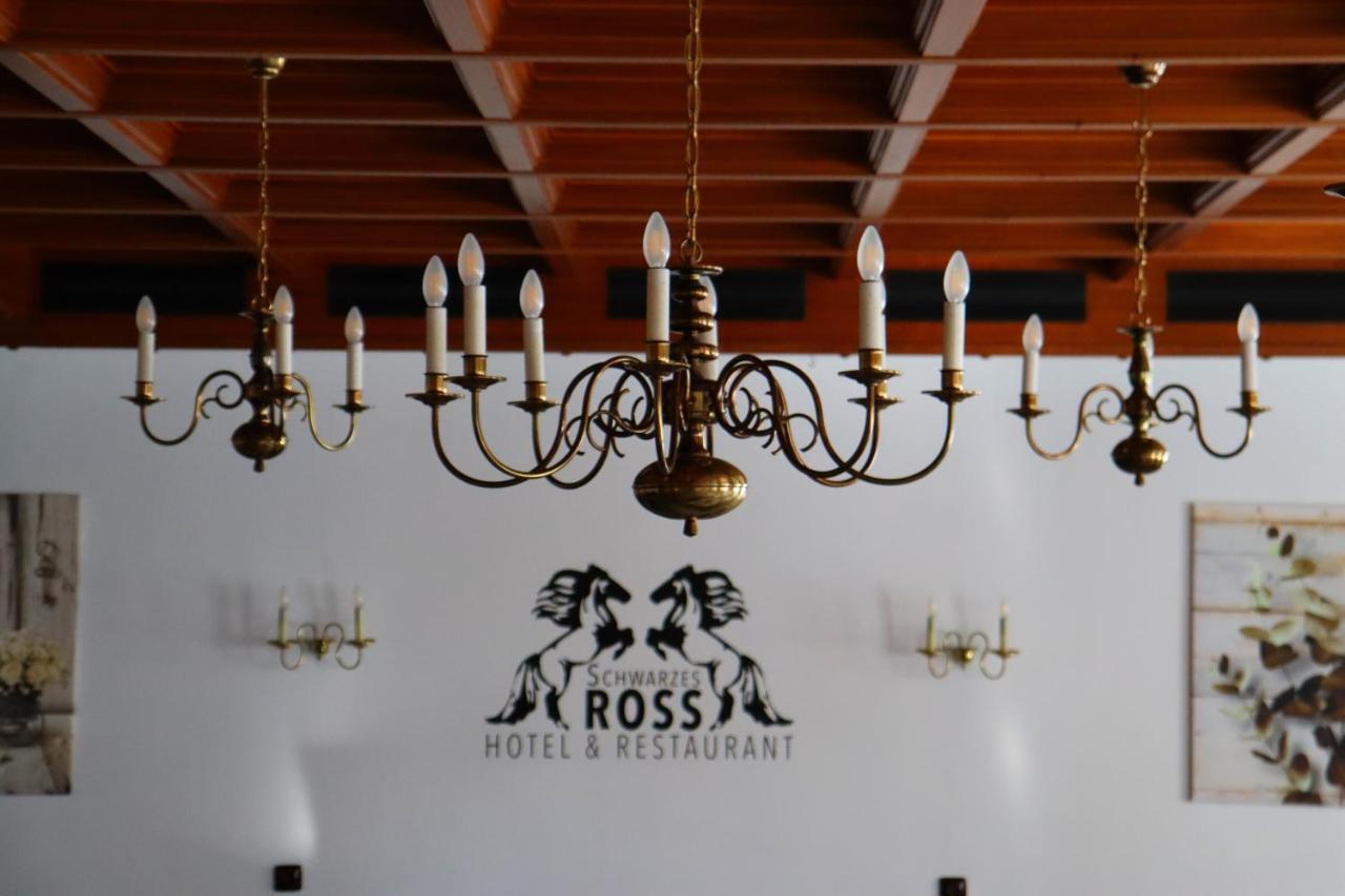 Schwarzes Ross Hotel & Restaurant Обервиезентал Екстериор снимка